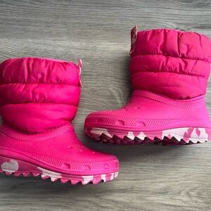Crocs Classic Lined Neo Puff Slip On Rain Snow Boot Youth Kids C10 Fuschia Pink